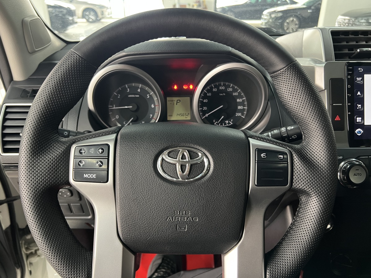 Toyota Land Cruiser Prado 2015 car image #15