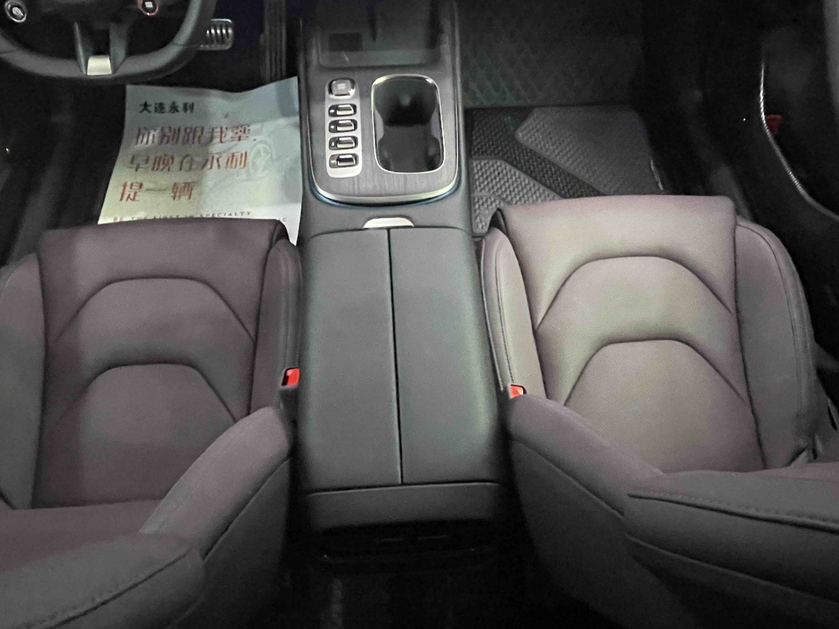 小米汽车 小米SU7 2025 汽车图片 #15