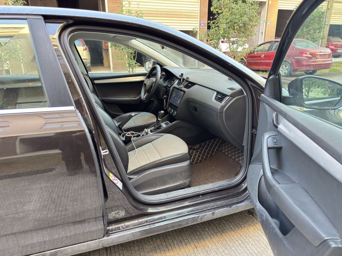 Skoda Octavia 2016 immagine di auto #15