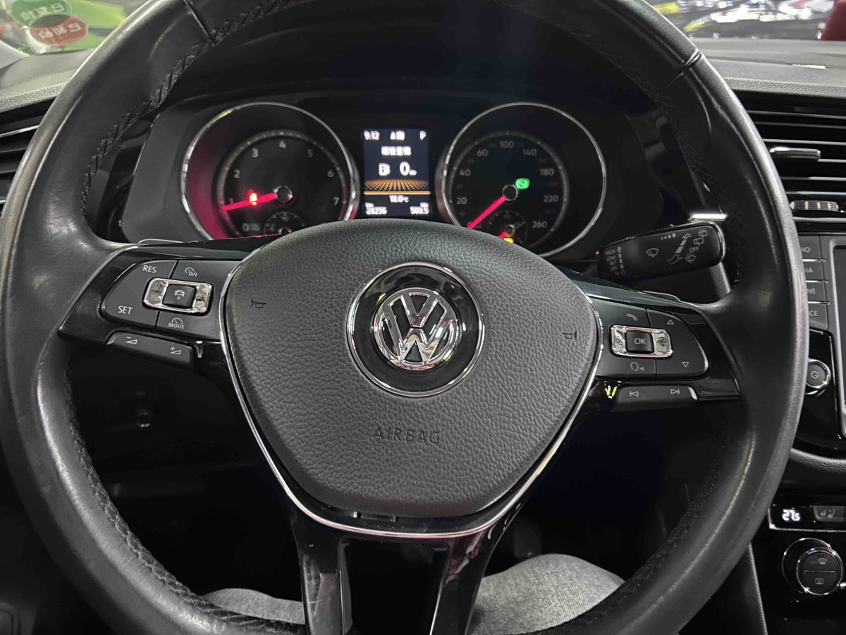 Volkswagen Tiguan X 2019 imagen de coche #15