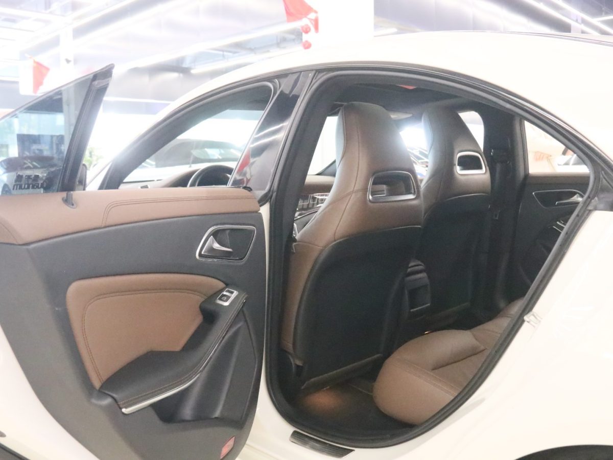 Mercedes-Benz CLA Class (Imported) 2015 immagine di auto #15