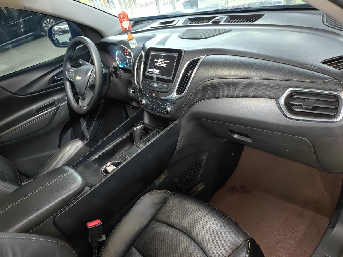 Chevrolet Equinox 2018 car image #15