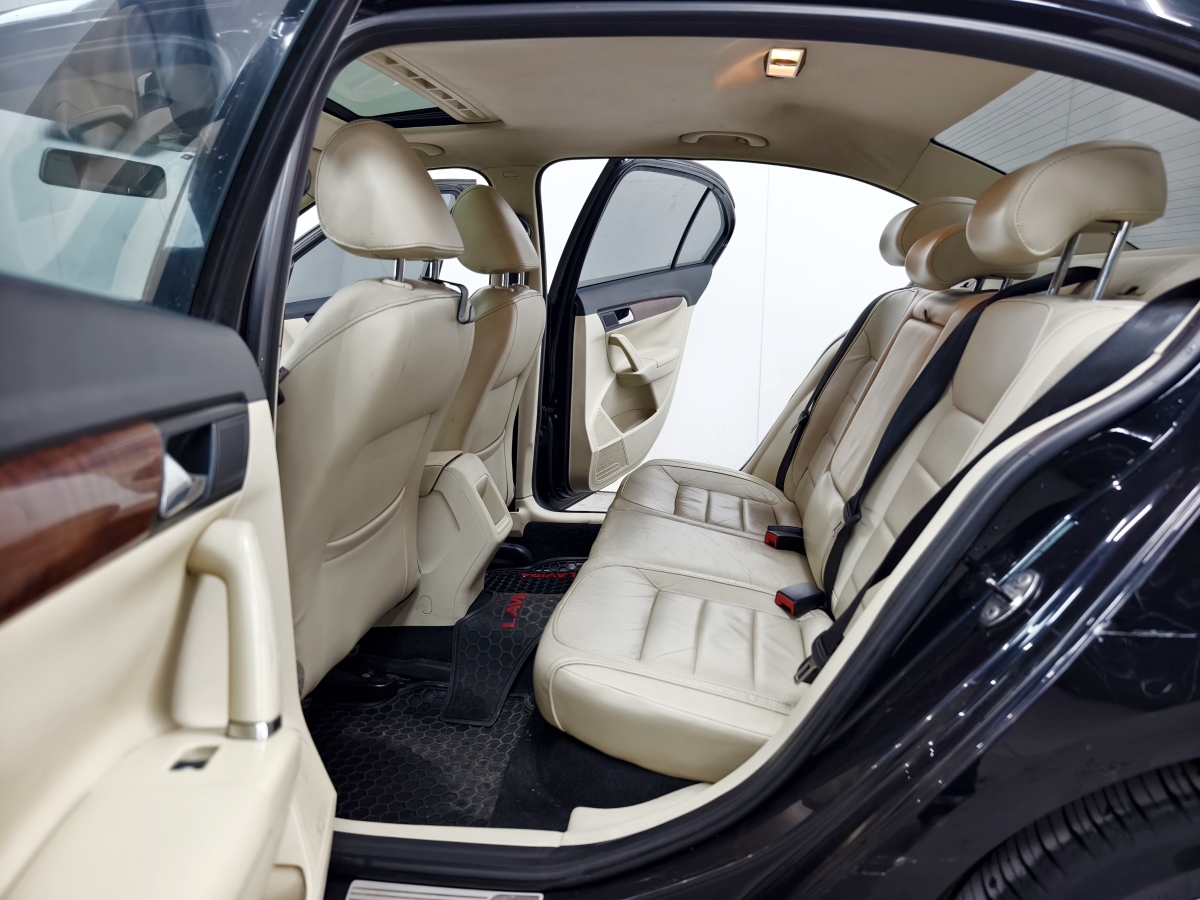 Volkswagen Lavida 2013 car image #15