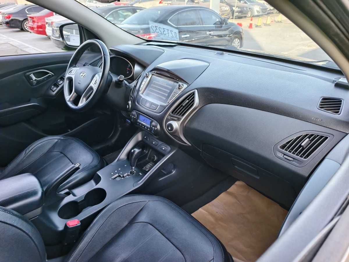 Hyundai ix35 2014 imagen de coche #15