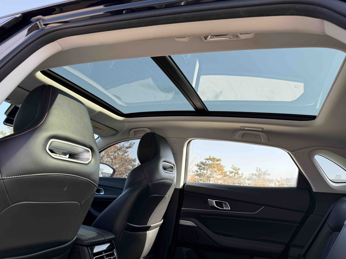 Changan UNI-K iDD 2022 #15 Changan UNI-K iDD 2022 car image #15