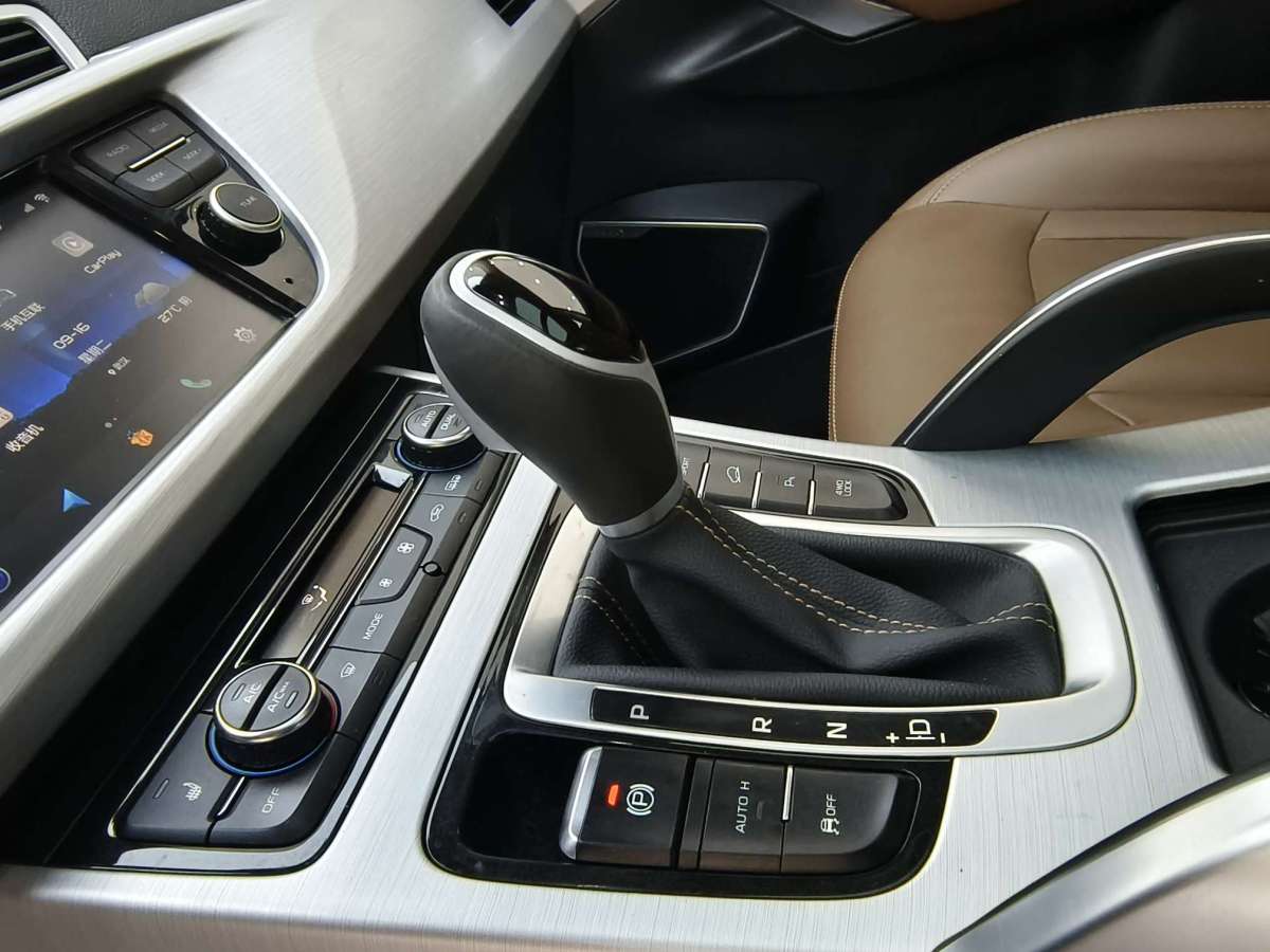 GEELY Boyue 2016 immagine di auto #15