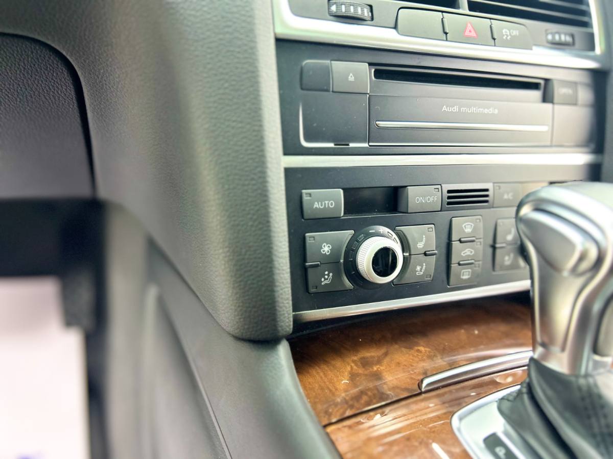 Audi 2014 car image #15