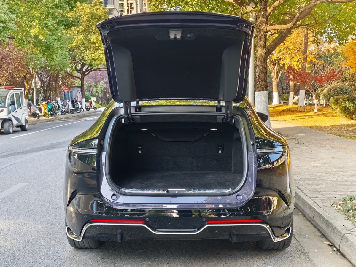 Avatr 12 2023 car image #15