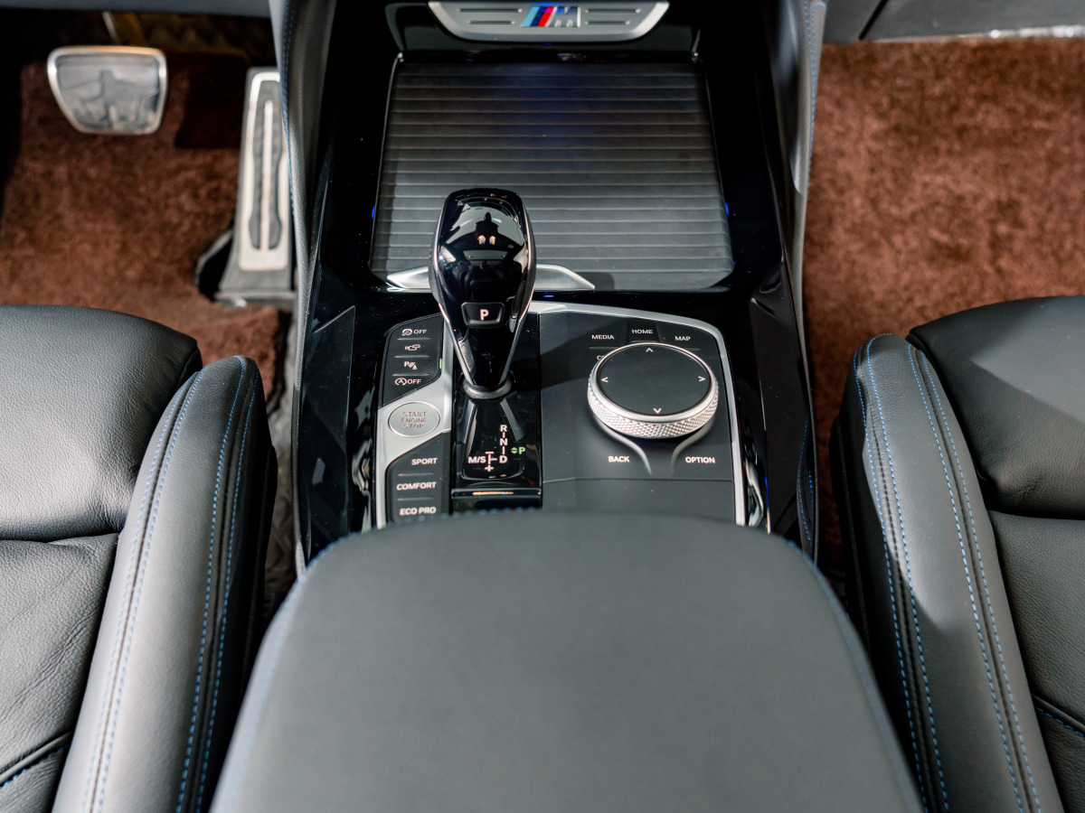 BMW X4 2023 immagine di auto #15