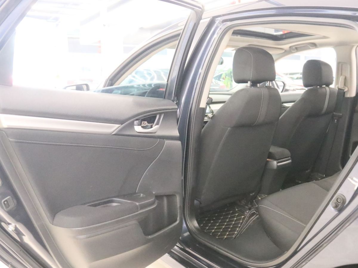 Honda Civic 2017 car image #15