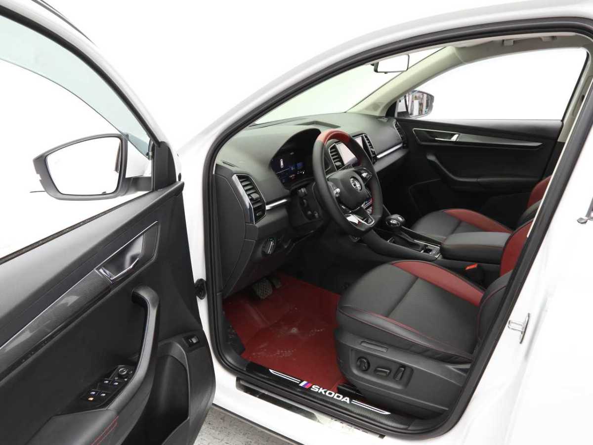 Skoda Karoq 2023 car image #15