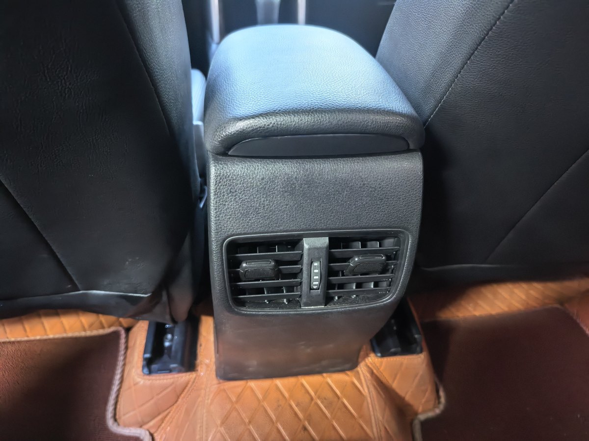Toyota Corolla Cross 2023 car image #15