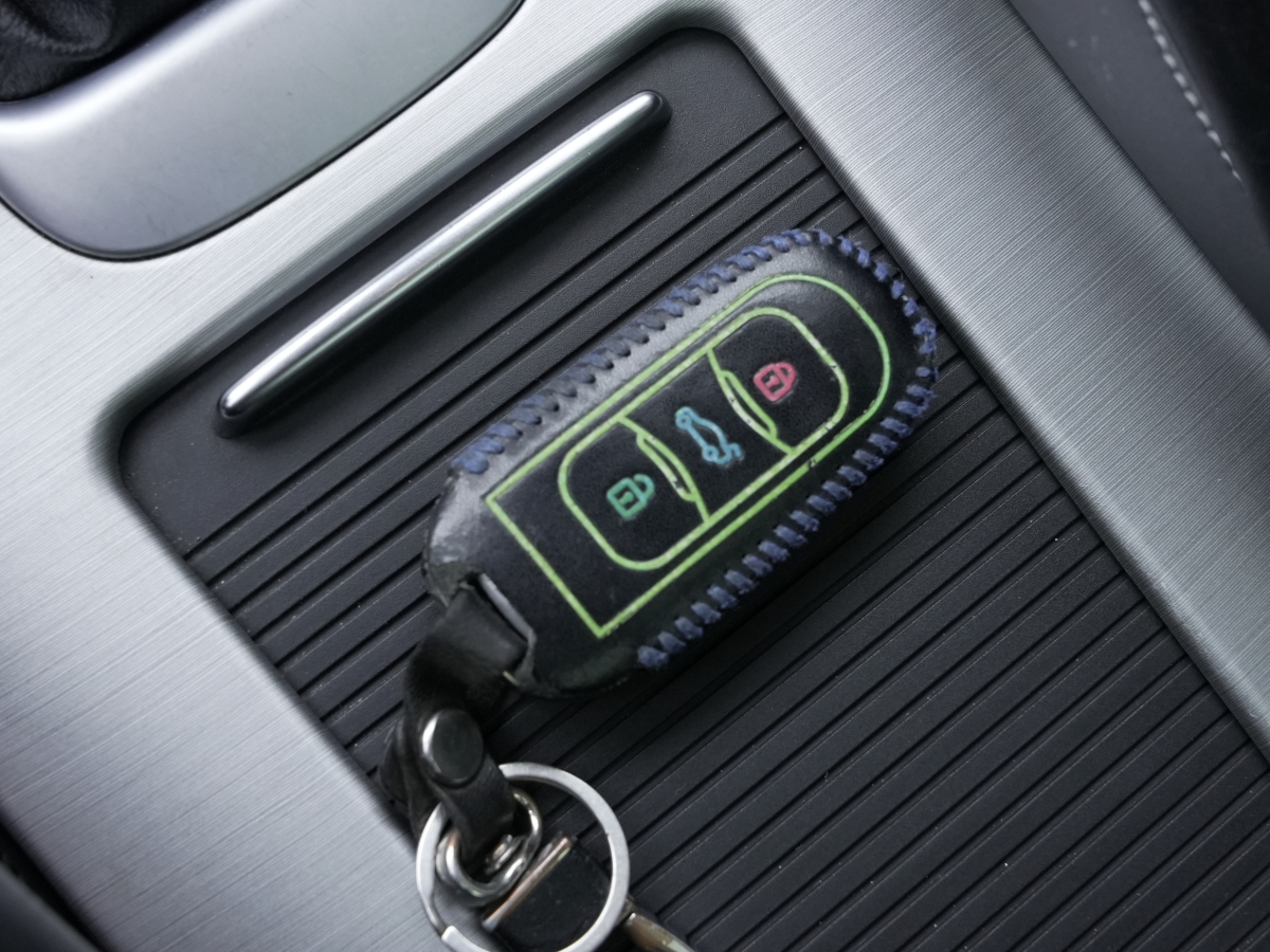 GEELY Boyue 2017 immagine di auto #15