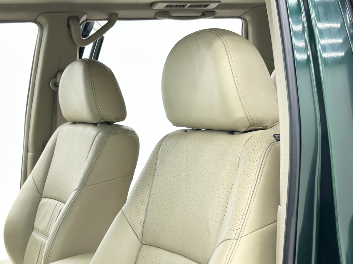 日产 途乐 2004 汽车图片 #15