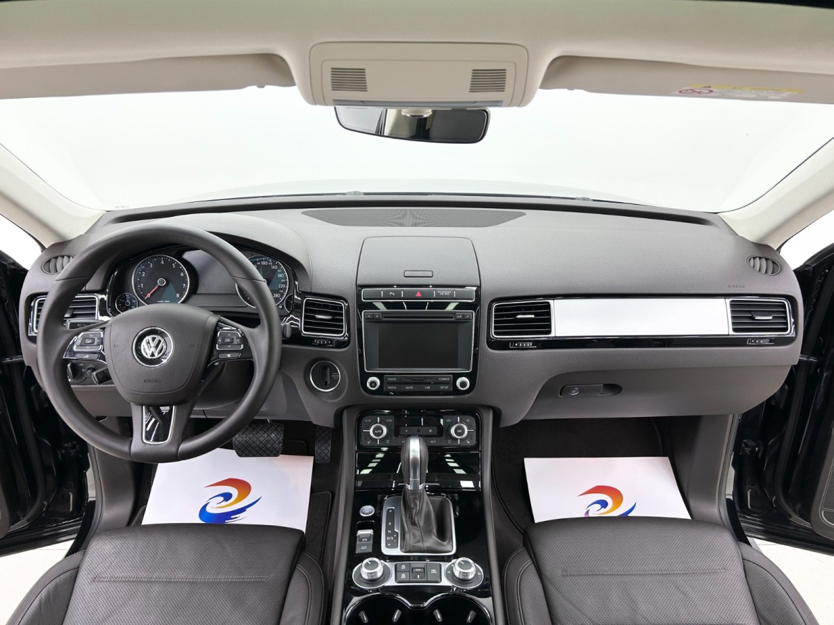 Volkswagen Touareg 2017 immagine di auto #15