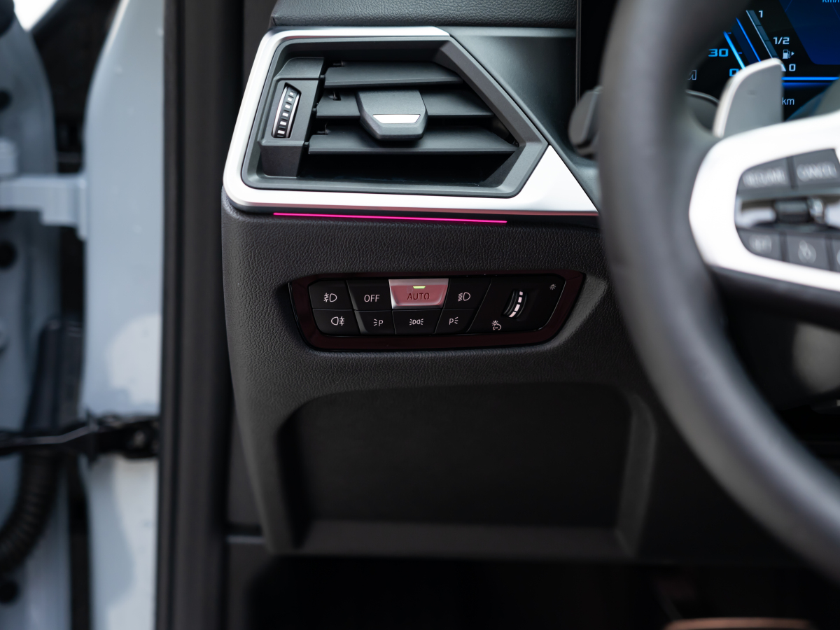 BMW 4 Series 2024 car image #15