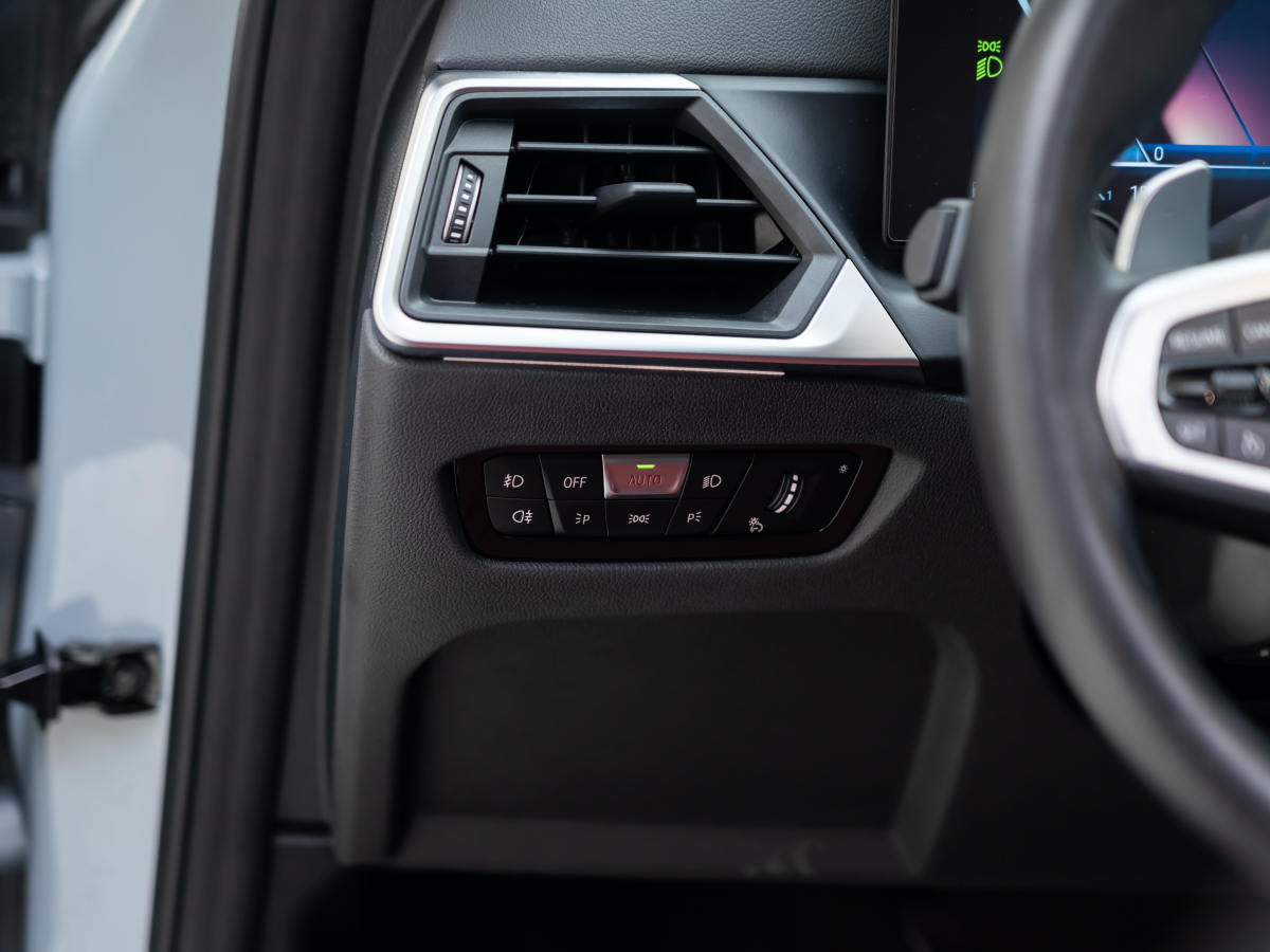 BMW 4 Series 2023 car image #15