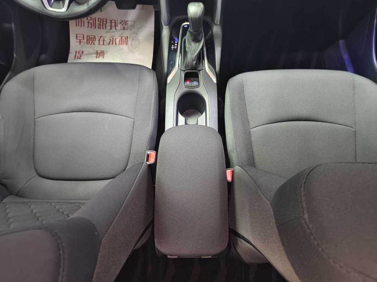 Toyota Corolla Cross 2022 immagine di auto #15