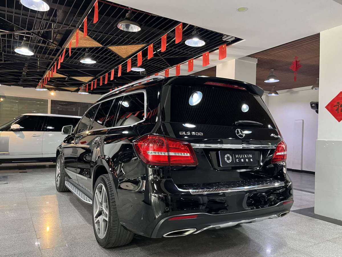 Mercedes-Benz GLS Class 2016 car image #15