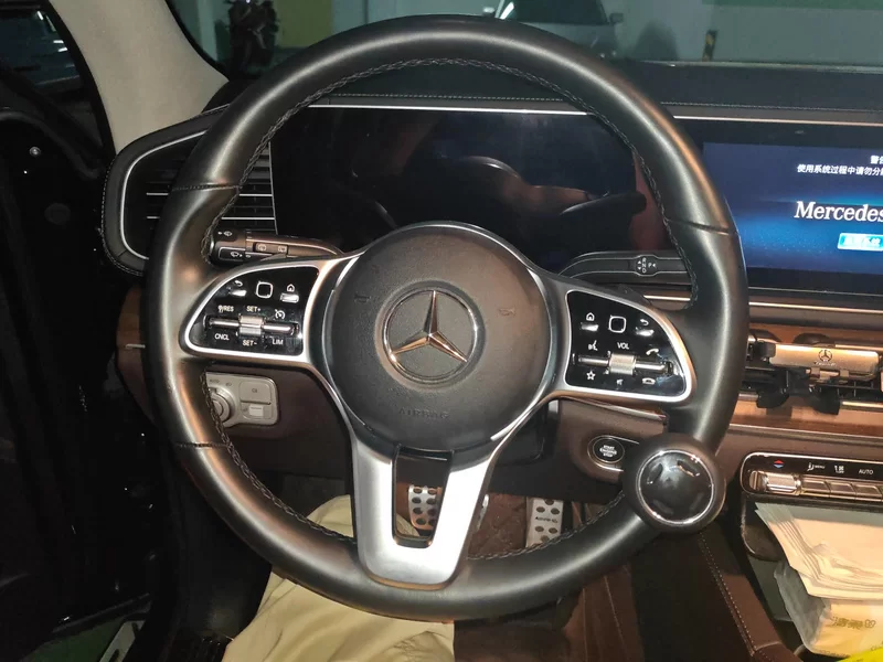 Mercedes-Benz GLE Class New Energy 2023 car image #15