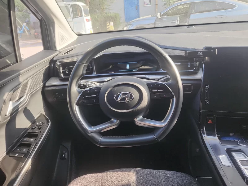 Hyundai Custo 2022 immagine di auto #15