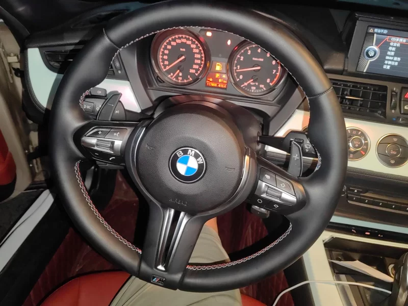 BMW Z4 M40i 2012 #15 BMW Z4 M40i 2012 car image #15