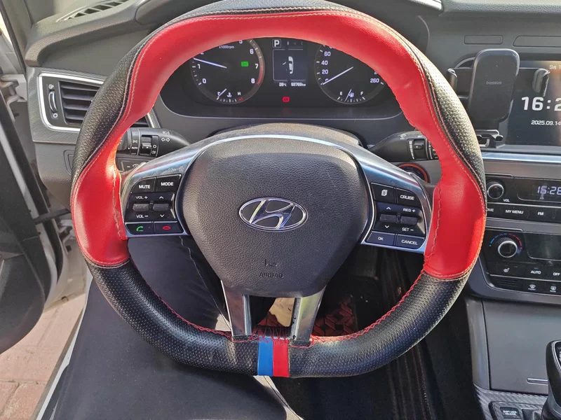 Hyundai Sonata 2017 car image #15