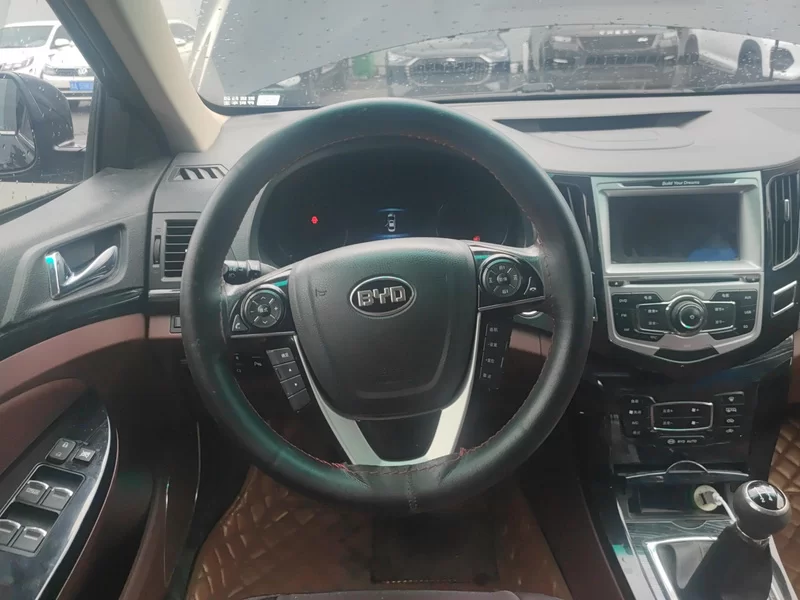 BYD SuRui 2016 #15 BYD SuRui 2016 immagine di auto #15