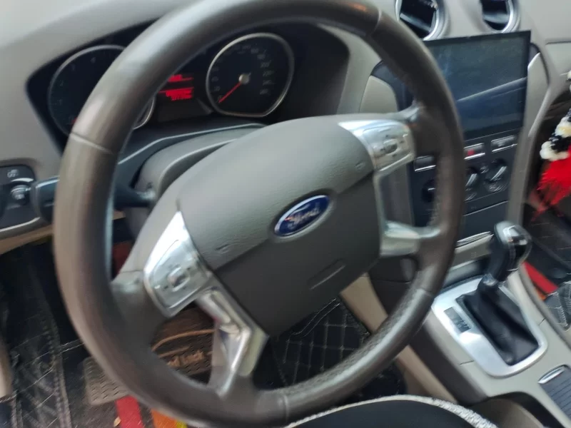 Ford Zhisheng 2016 #15 Ford Zhisheng 2016 car image #15