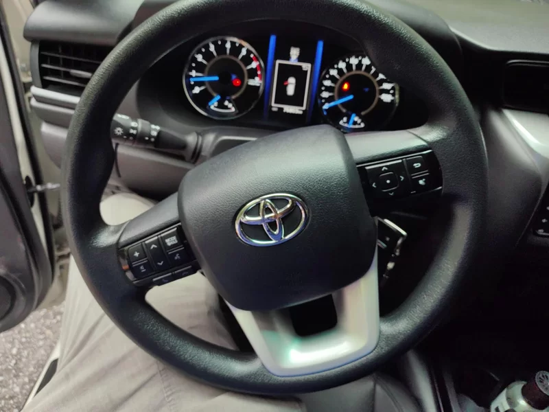 Toyota Fortuner 2018 car image #15