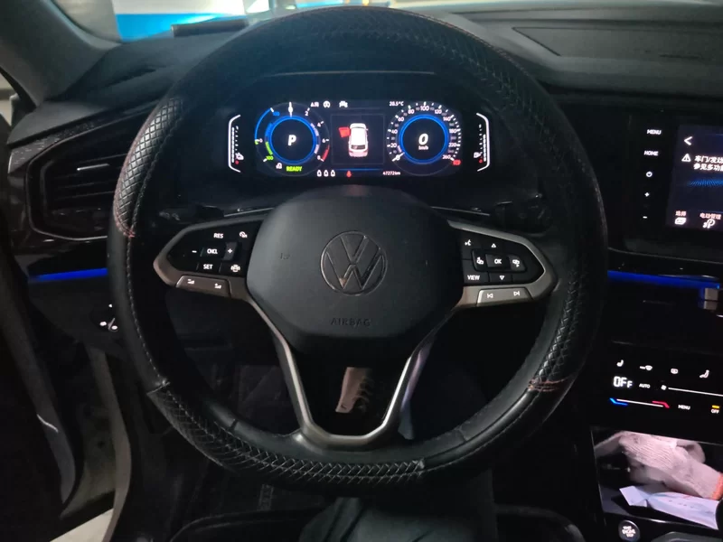 Volkswagen Tayron GTE 2021 #15 Volkswagen Tayron GTE 2021 car image #15