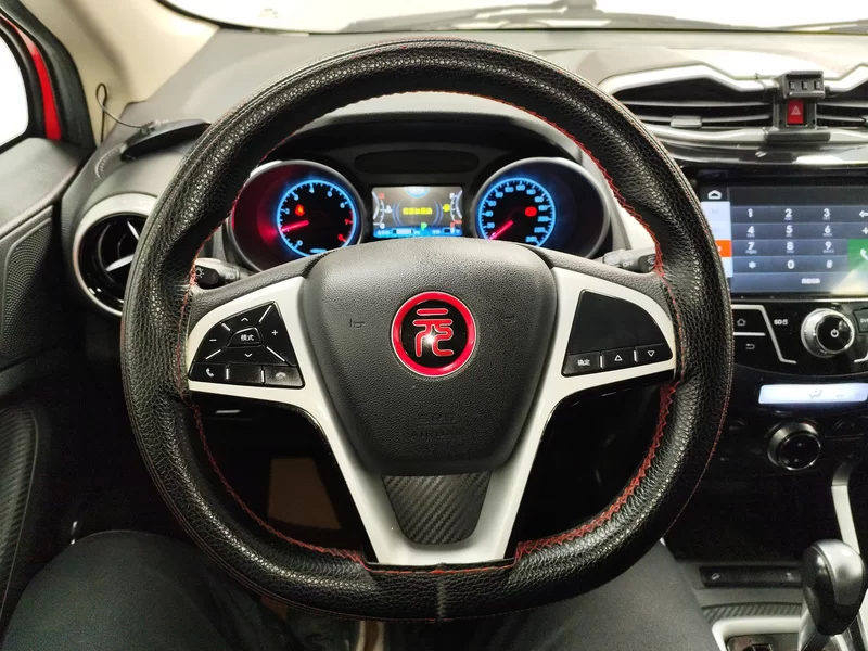 BYD Yuan 2017 #15 BYD Yuan 2017 صورة سيارة #15