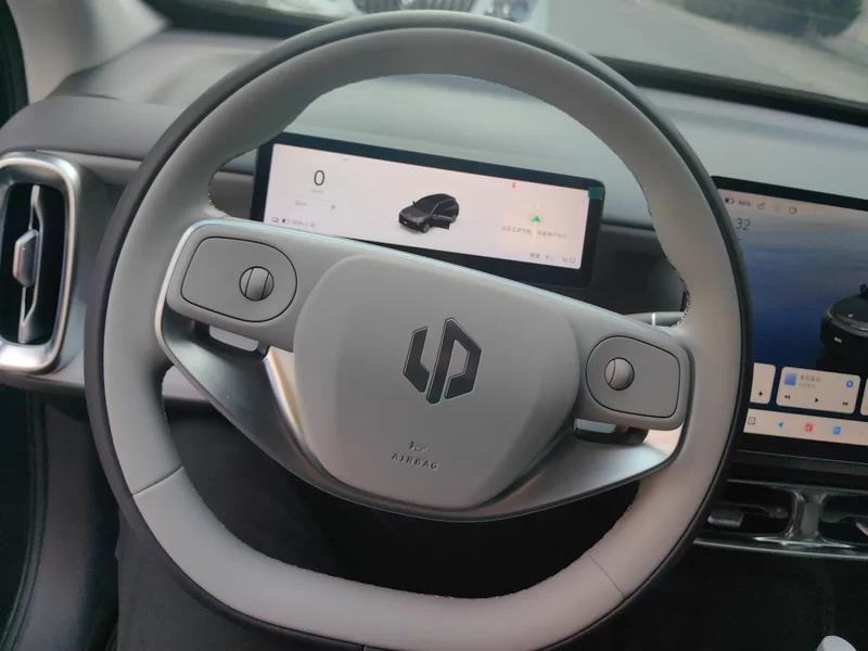 零跑汽车 零跑B10 2025 汽车图片 #15