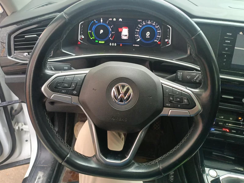 Volkswagen Tayron GTE 2020 #15 Volkswagen Tayron GTE 2020 car image #15