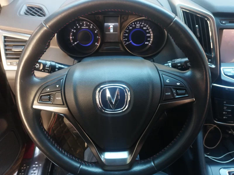 Changan CS75 2015 car image #15