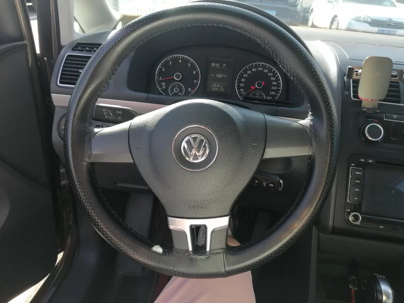 Volkswagen Touran 2016 #15 Volkswagen Touran 2016 car image #15