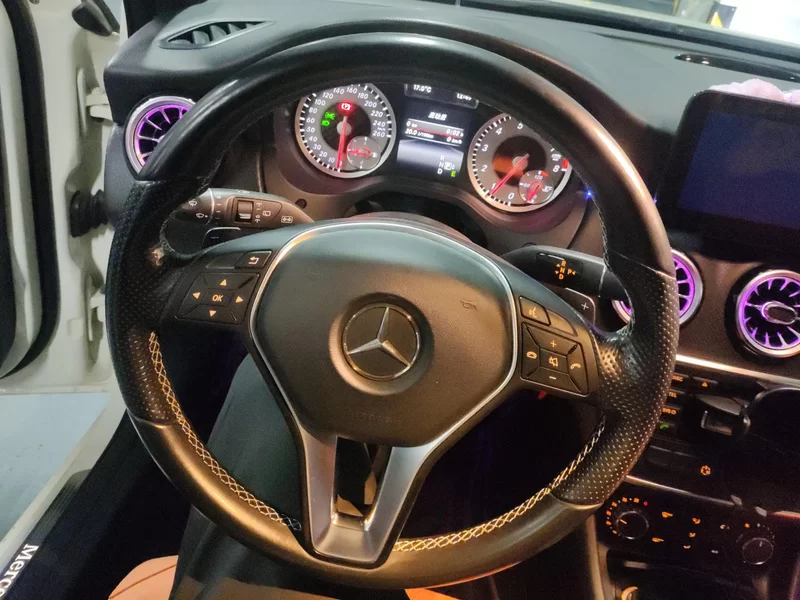 Mercedes-Benz A Class (Imported) 2015 car image #15