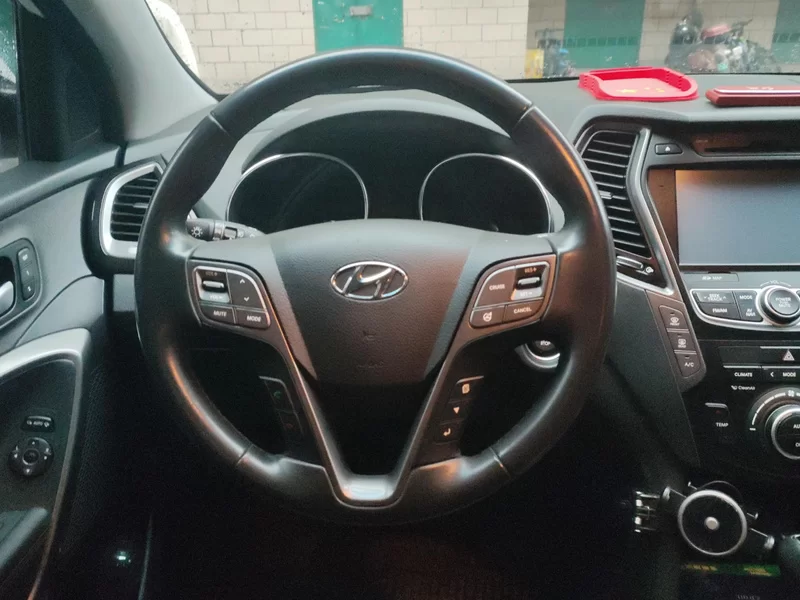 Hyundai Grand Santa Fe 2014 car image #15