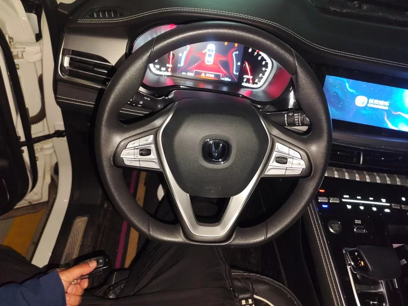 Changan CS85 Coupe 2022 #15 Changan CS85 Coupe 2022 car image #15