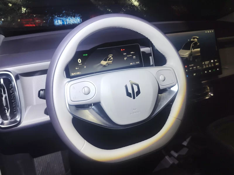 零跑汽车 零跑B10 2025 汽车图片 #15