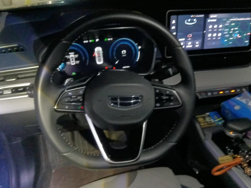 GEELY PrefaceL 2022 car image #15