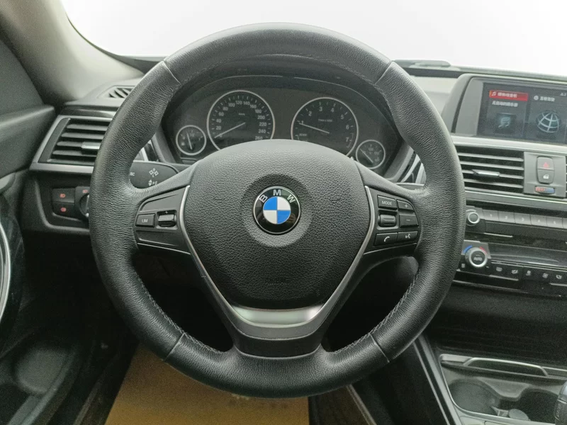 BMW 3 Series GT 2017 #15 BMW 3 Series GT 2017 immagine di auto #15