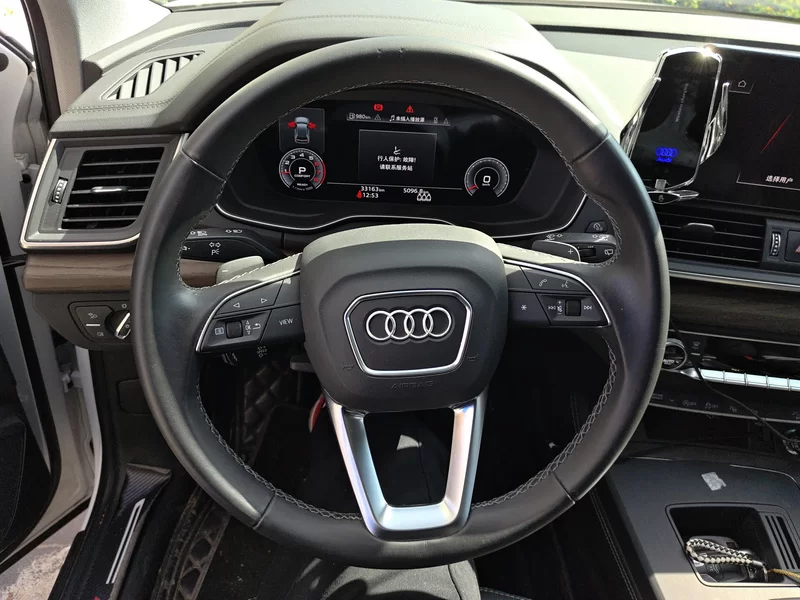 Audi Q5L Sportback 2022 car image #15