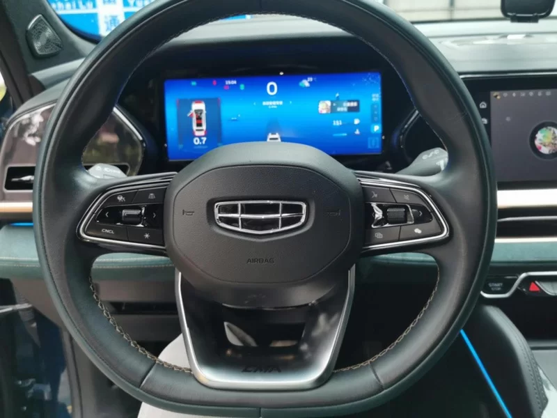 GEELY Monjaro MHEV 2023 car image #15