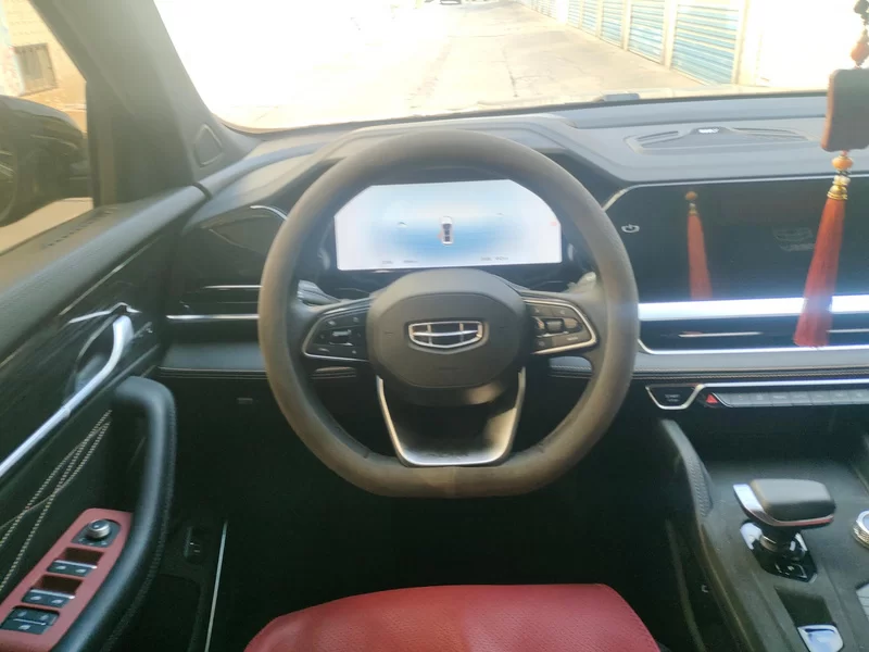 GEELY Monjaro MHEV 2025 car image #15