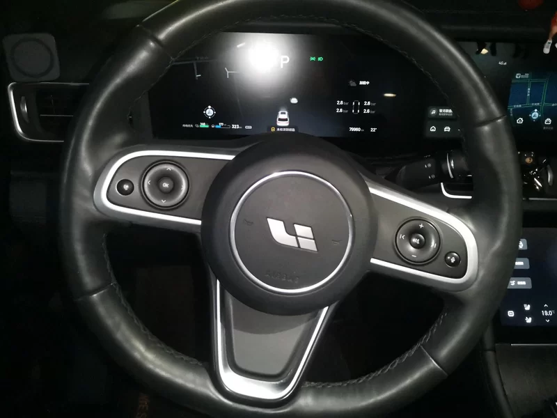 理想汽车 理想ONE 2020 汽车图片 #15