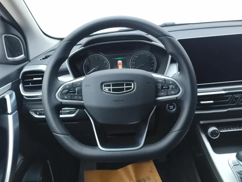 GEELY Coolray 2025 immagine di auto #15