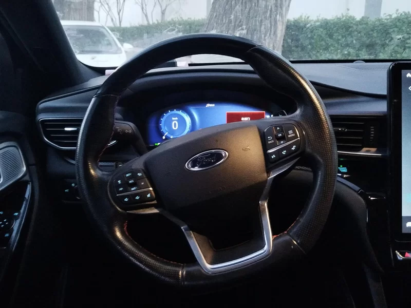 Ford Explorer 2020 صورة سيارة #15