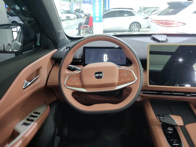 Changan UNI-Z PHEV 2024 #15 Changan UNI-Z PHEV 2024 car image #15