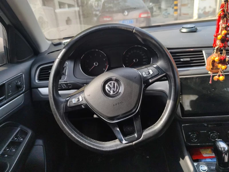 Volkswagen Gran Lavida 2018 immagine di auto #15